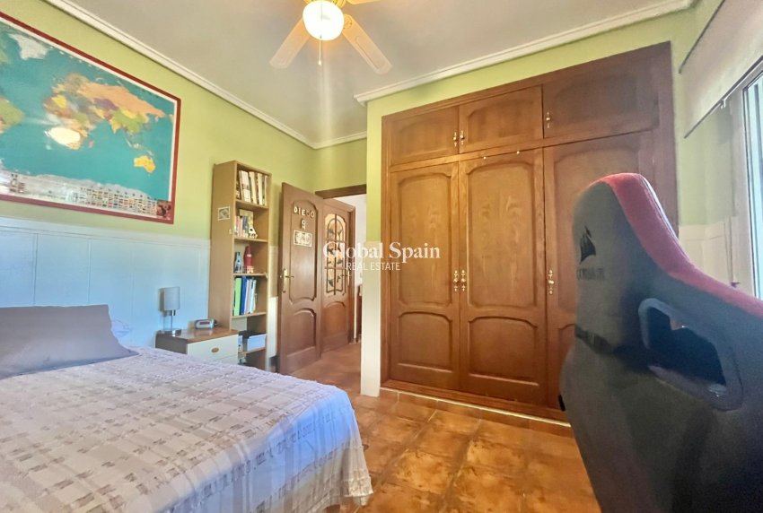 Resale - VILLA -
TORREVIEJA - LOS BALCONES - LOS ALTOS