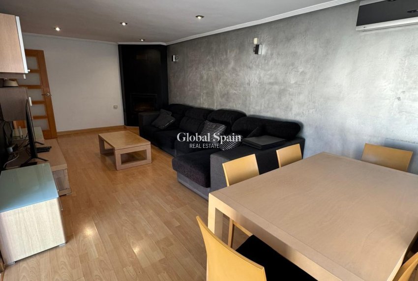 Resale - VILLA -
TORREVIEJA - LOS BALCONES - LOS ALTOS