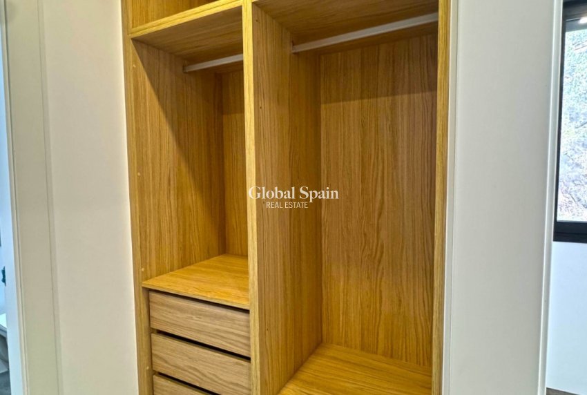 Resale - VILLA -
TORREVIEJA - LOS BALCONES - LOS ALTOS