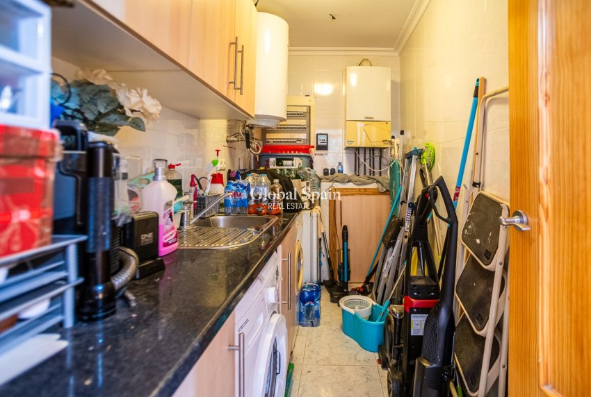 Resale - VILLA -
TORREVIEJA - LOS BALCONES - LOS ALTOS