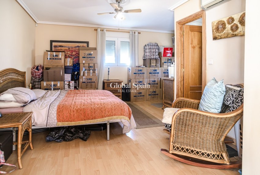 Resale - VILLA -
TORREVIEJA - LOS BALCONES - LOS ALTOS