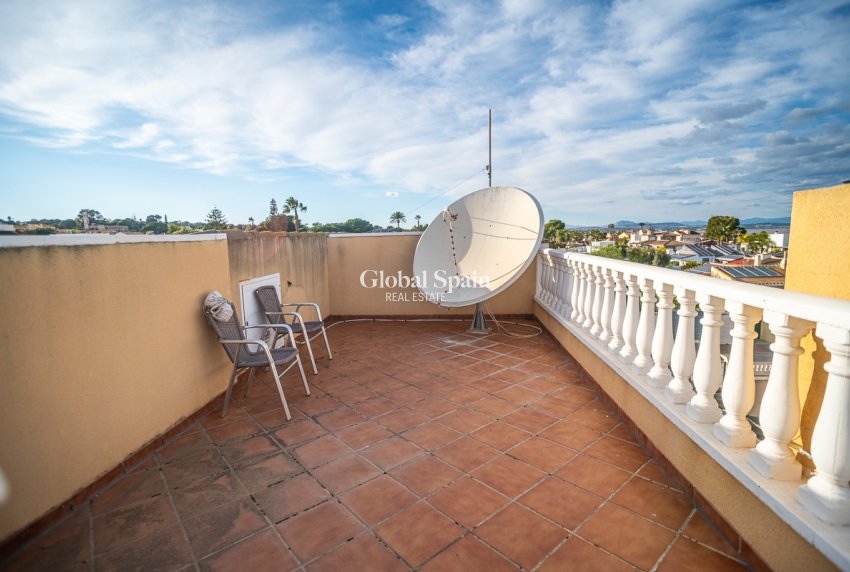 Resale - VILLA -
TORREVIEJA - LOS BALCONES - LOS ALTOS