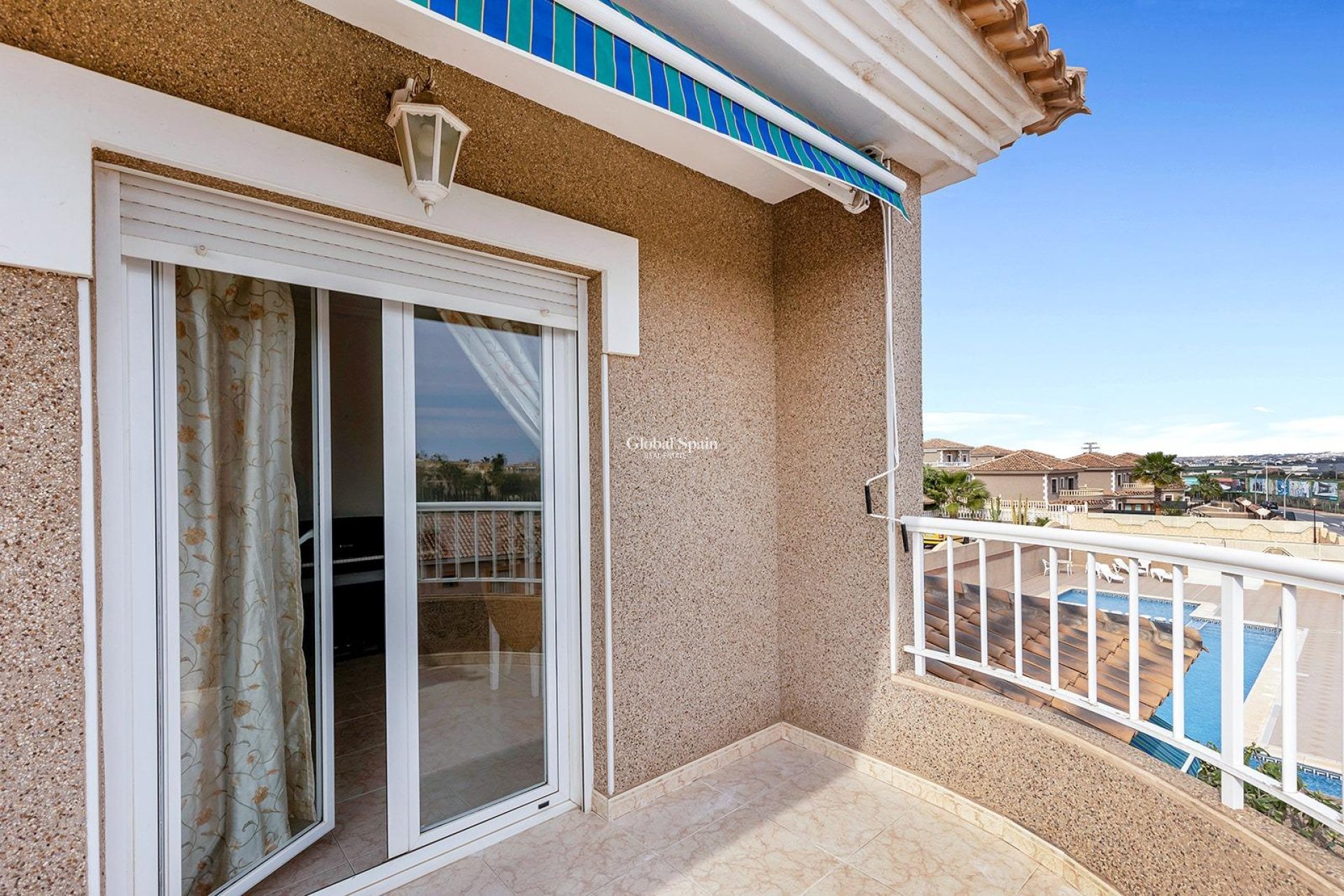 Resale - VILLA -
TORREVIEJA - LOS BALCONES - LOS ALTOS