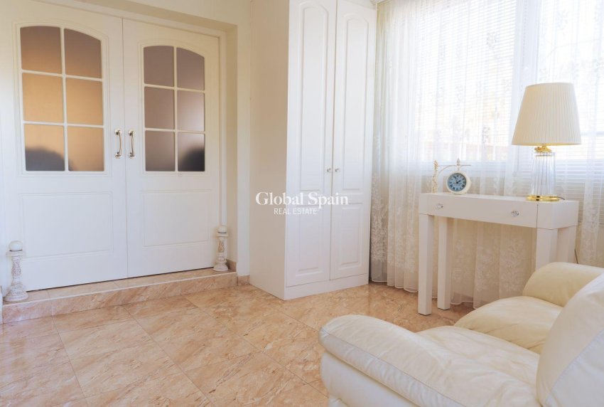 Resale - VILLA -
TORREVIEJA - LOS BALCONES - LOS ALTOS