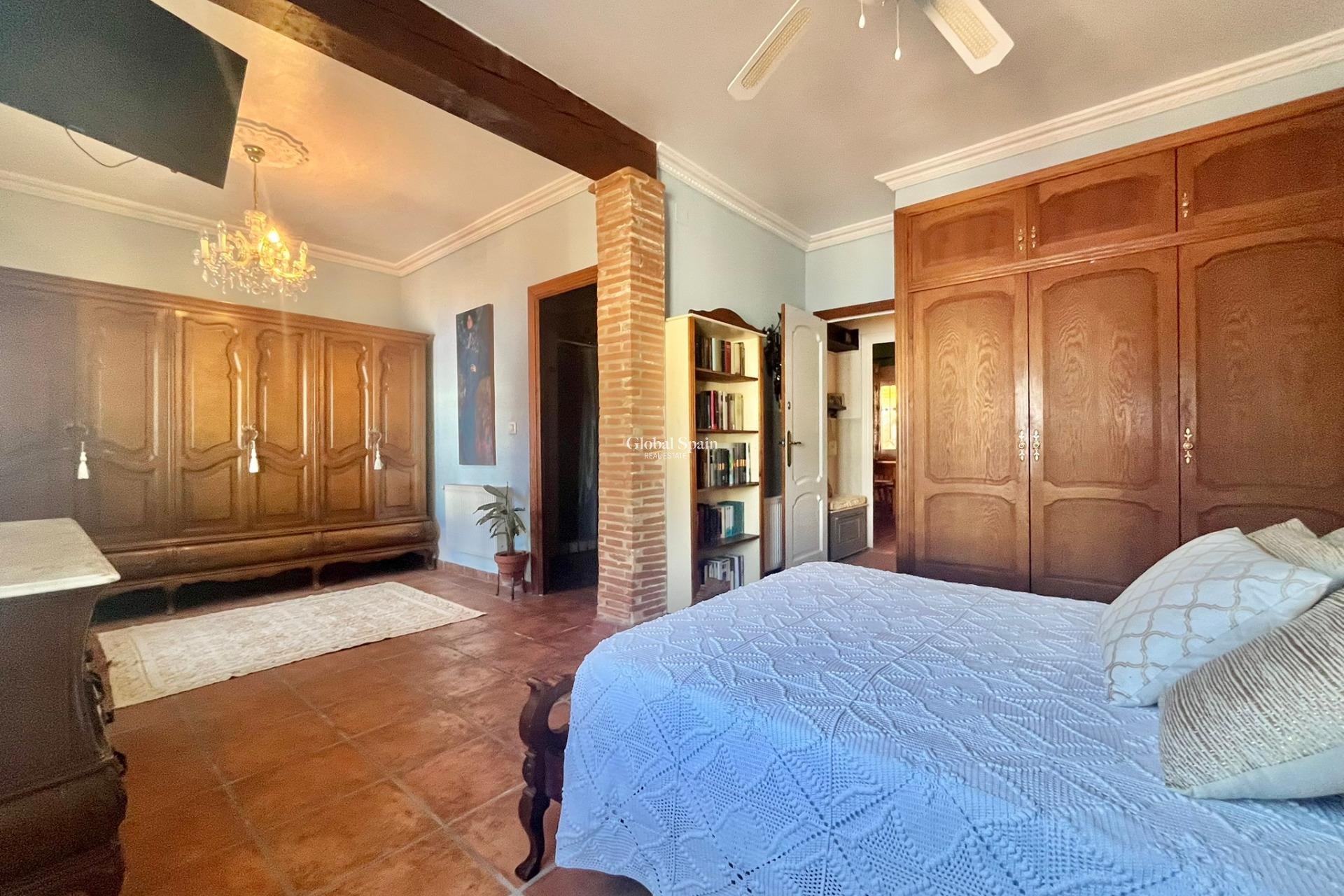 Resale - VILLA -
TORREVIEJA - LOS BALCONES - LOS ALTOS