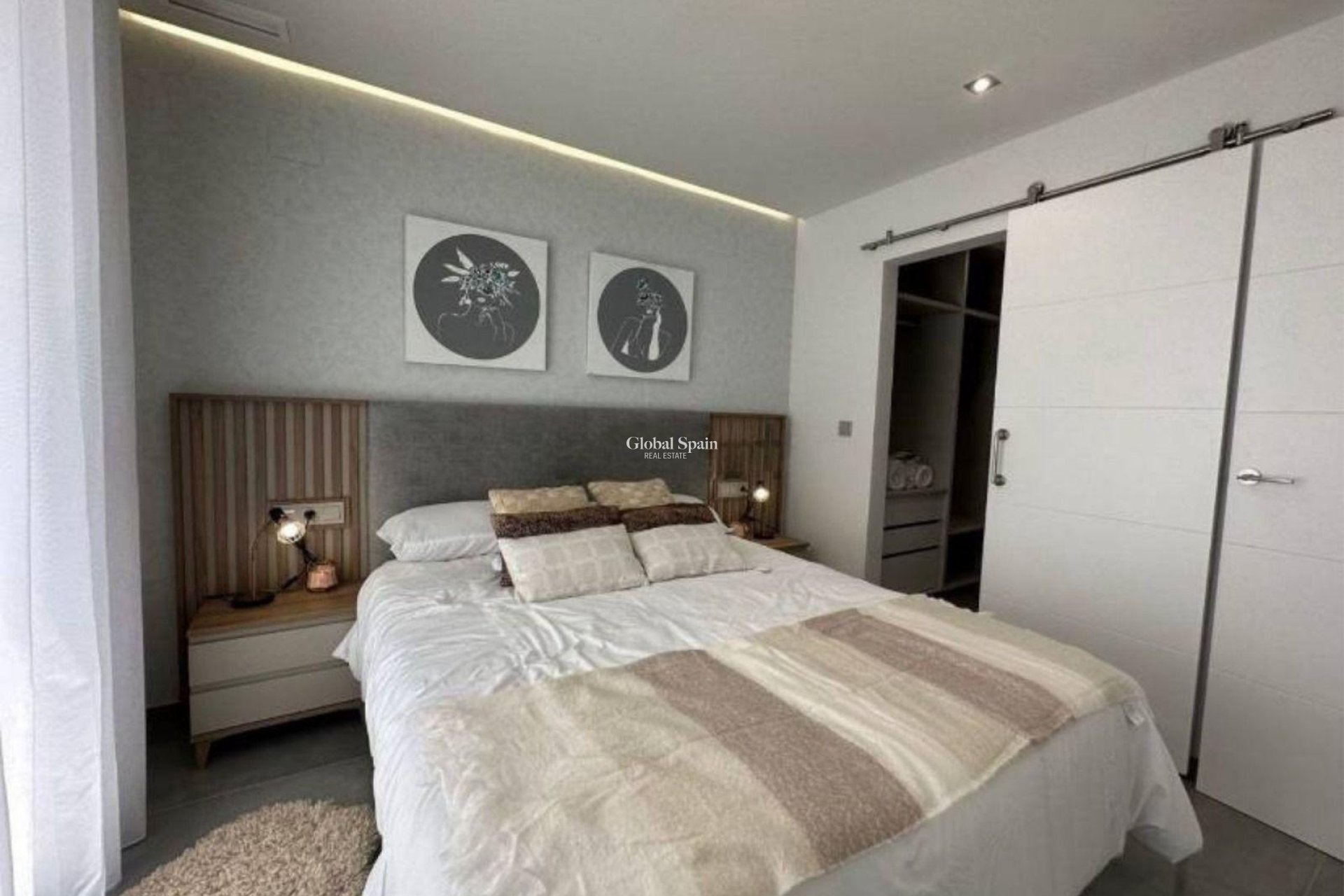 Resale - VILLA -
TORREVIEJA - LOS BALCONES - LOS ALTOS