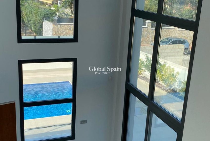 Resale - VILLA -
TORREVIEJA - LOS BALCONES - LOS ALTOS