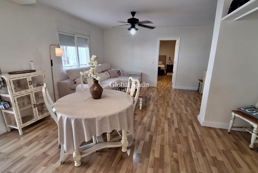 Resale - VILLA -
TORREVIEJA - LOS BALCONES - LOS ALTOS