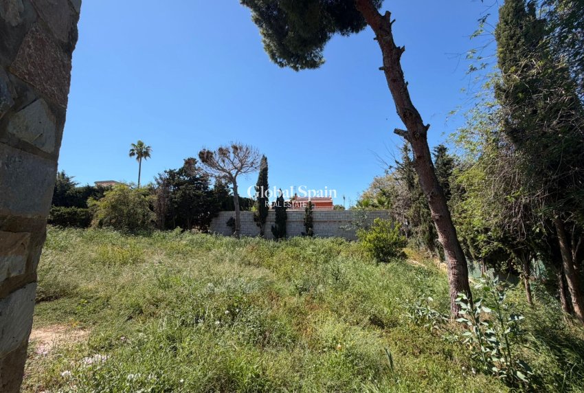 Resale - VILLA -
TORREVIEJA - LOS BALCONES - LOS ALTOS