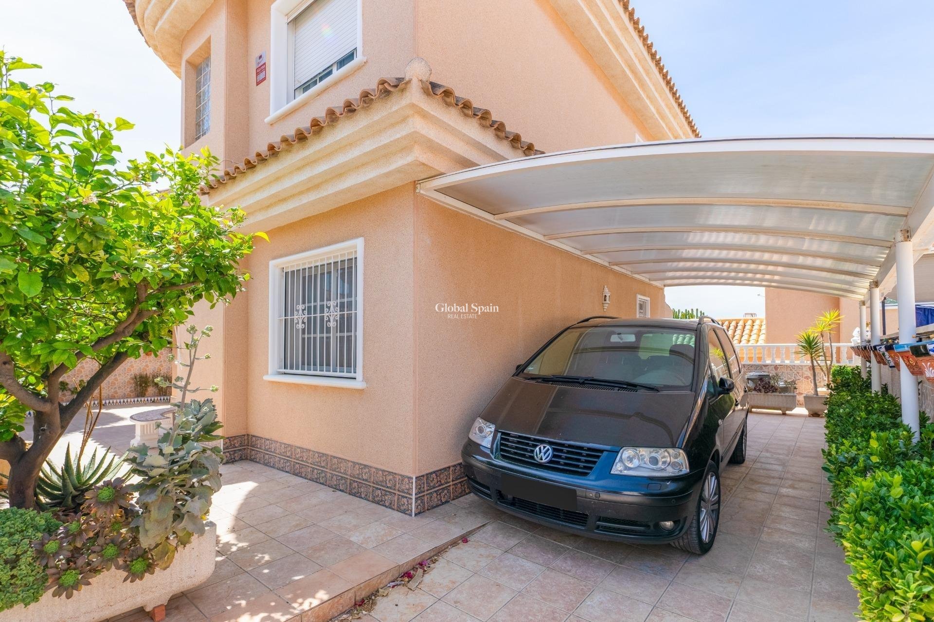 Resale - VILLA -
TORREVIEJA - LOS BALCONES - LOS ALTOS