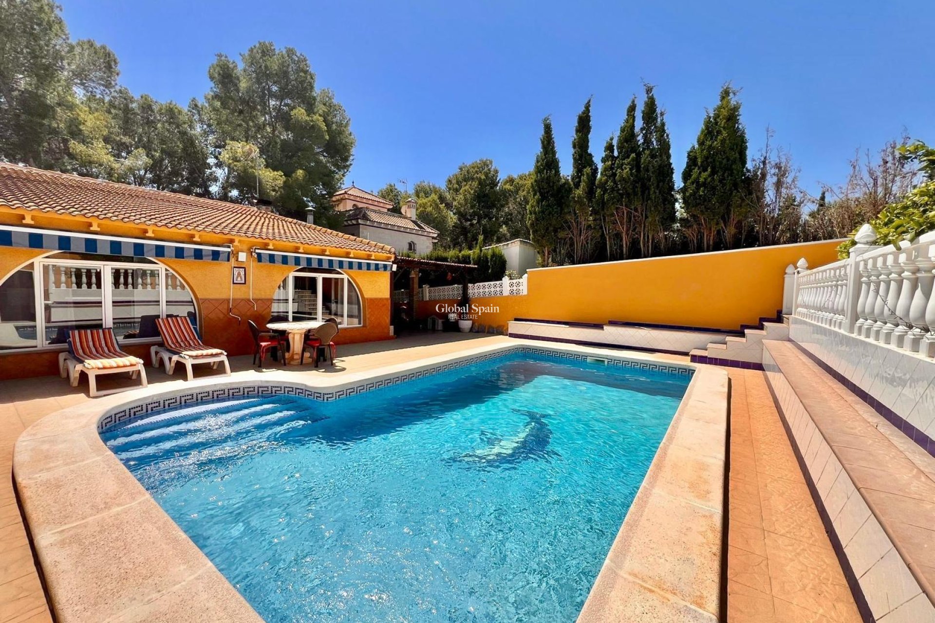 Resale - VILLA -
TORREVIEJA - LOS BALCONES - LOS ALTOS