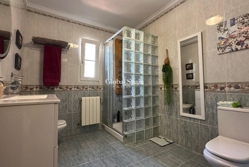 Resale - VILLA -
TORREVIEJA - LOS BALCONES - LOS ALTOS