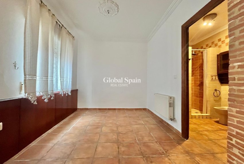Resale - VILLA -
TORREVIEJA - LOS BALCONES - LOS ALTOS