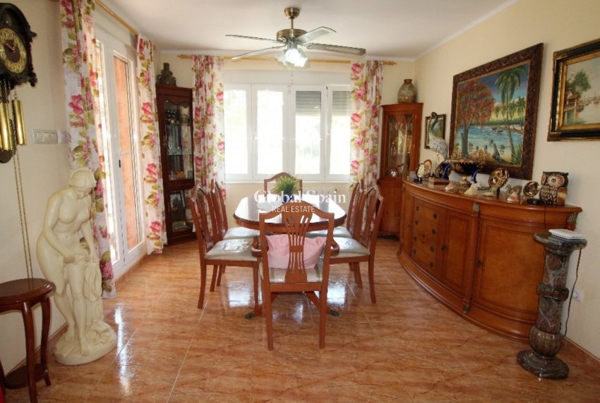 Resale - VILLA -
TORREVIEJA - LOS BALCONES - LOS ALTOS
