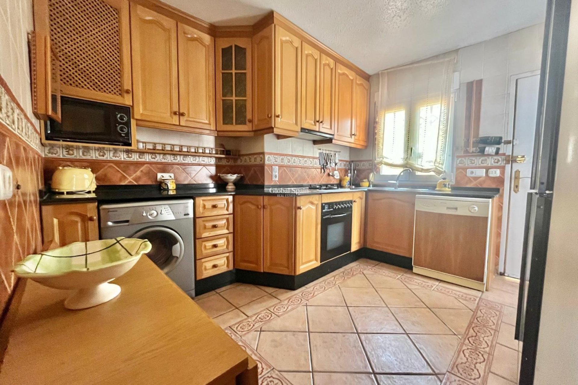 Resale - VILLA -
TORREVIEJA - LOS BALCONES - LOS ALTOS
