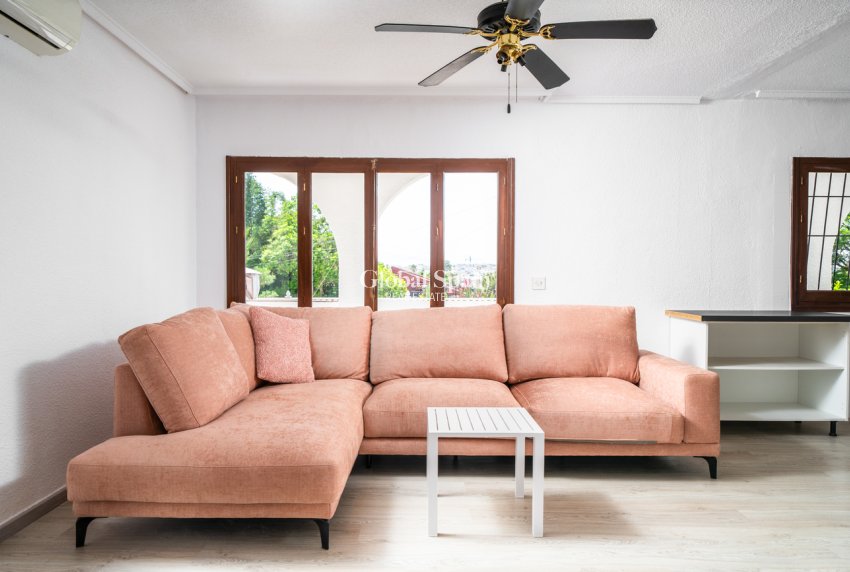 Resale - VILLA -
TORREVIEJA - LOS BALCONES - LOS ALTOS