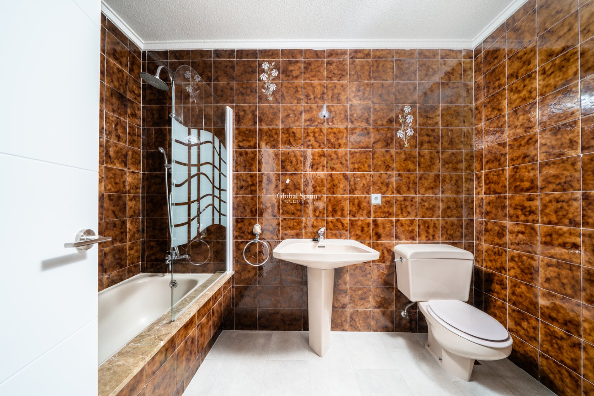 Resale - VILLA -
TORREVIEJA - LOS BALCONES - LOS ALTOS