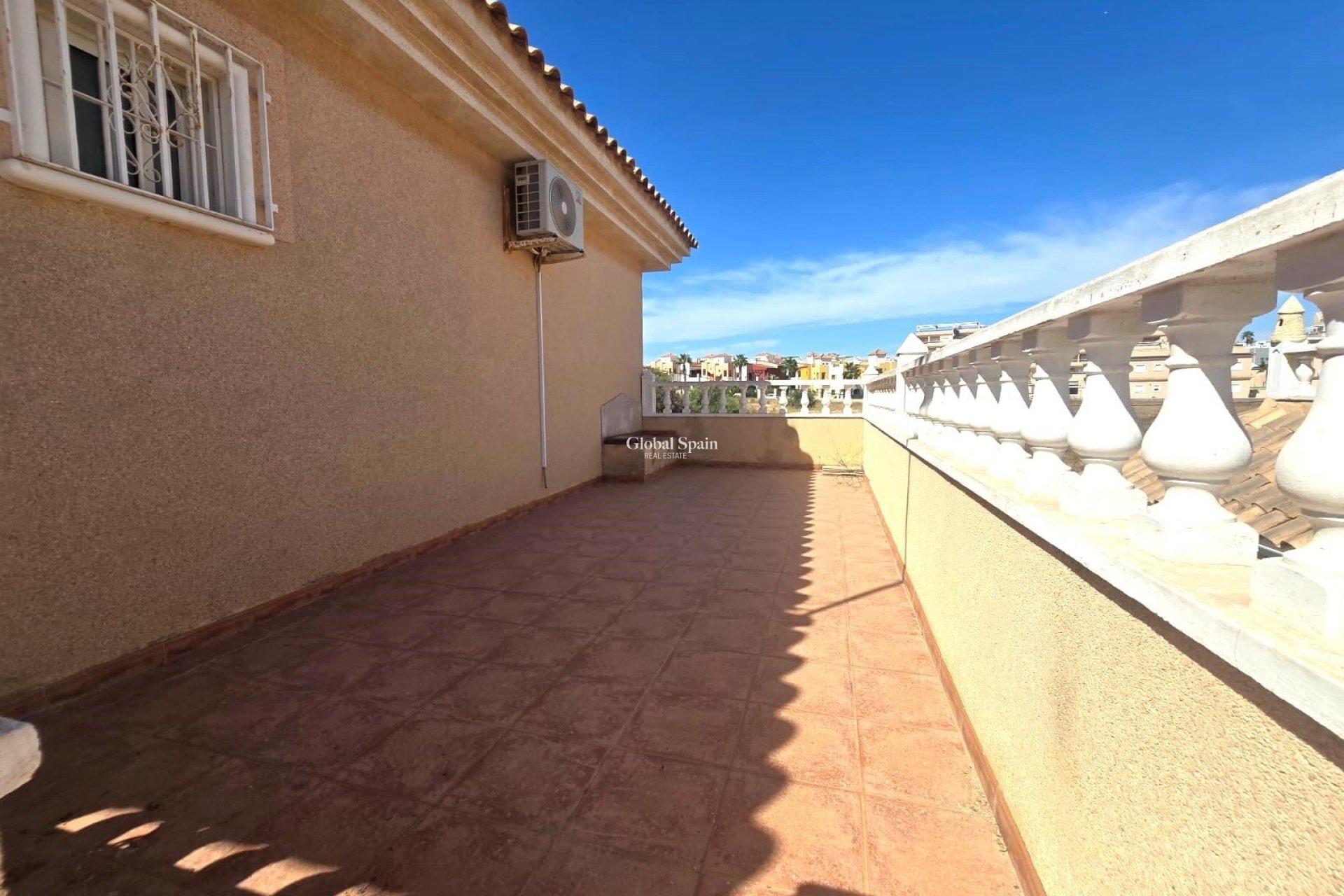 Resale - VILLA -
TORREVIEJA - LOS BALCONES - LOS ALTOS