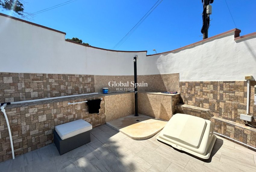 Resale - VILLA -
TORREVIEJA - LOS BALCONES - LOS ALTOS