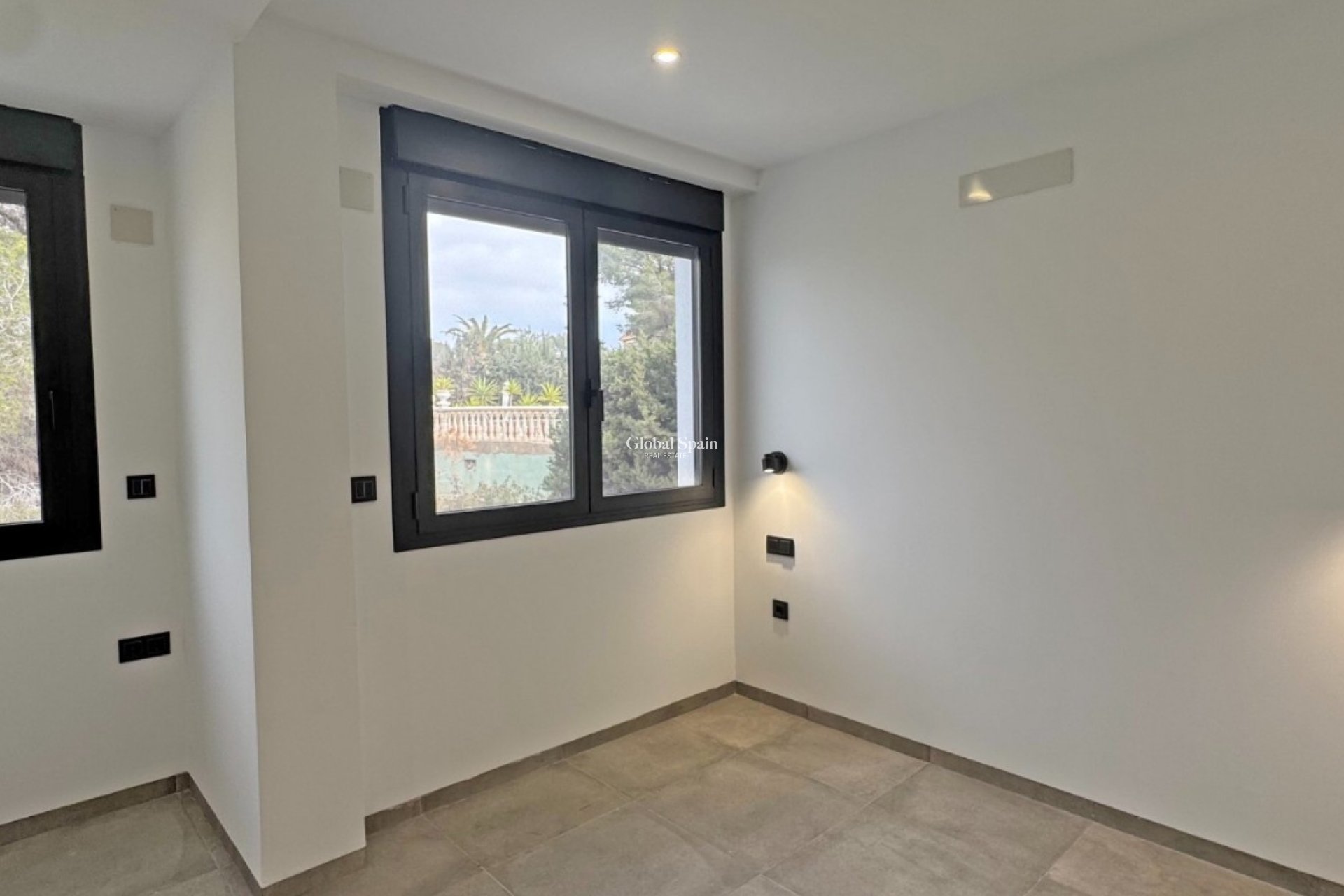 Resale - Villa -
TORREVIEJA - LOS BALCONES - LOS ALTOS