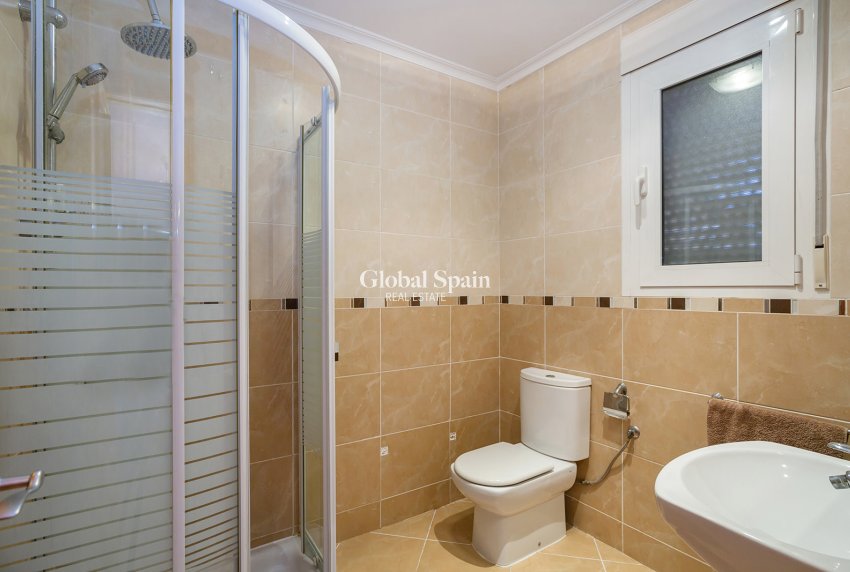 Resale - Villa -
TORREVIEJA - LOS BALCONES - LOS ALTOS