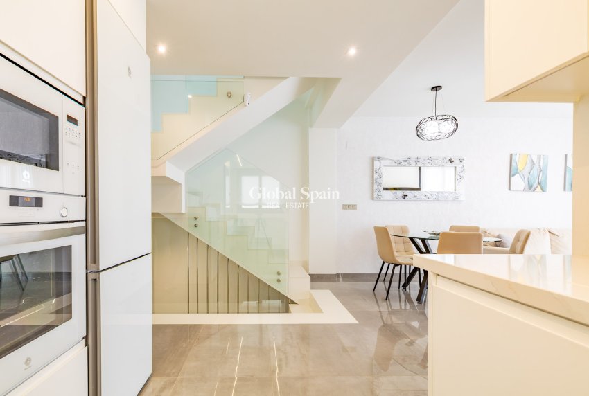 Resale - Villa -
TORREVIEJA - LOS BALCONES - LOS ALTOS