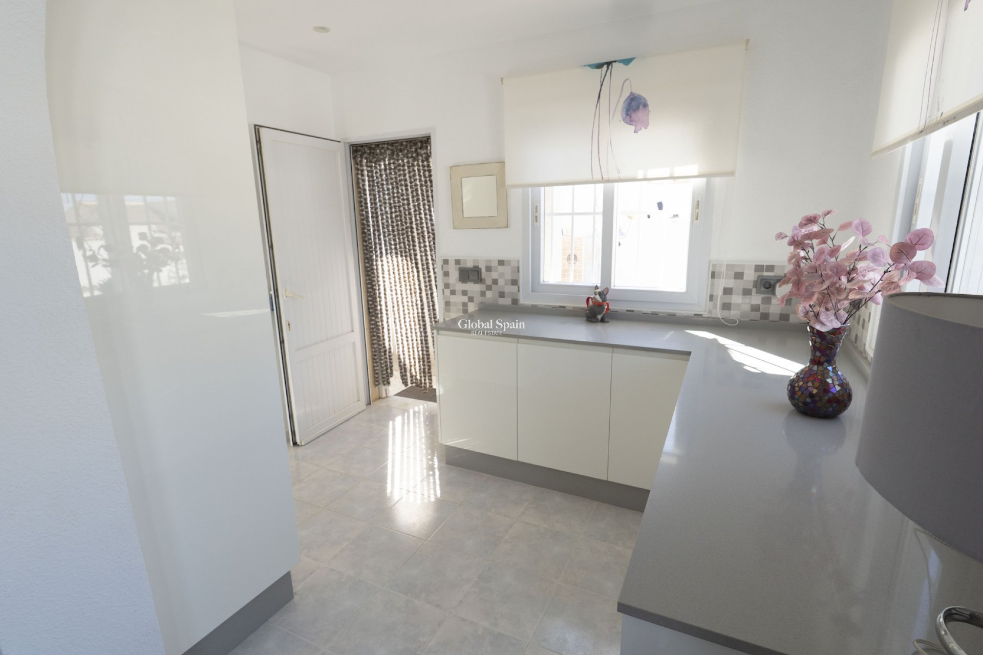 Resale - Villa -
TORREVIEJA - San Luis