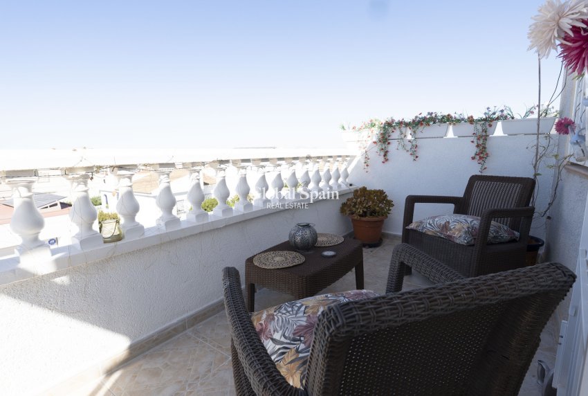 Resale - Villa -
TORREVIEJA - San Luis