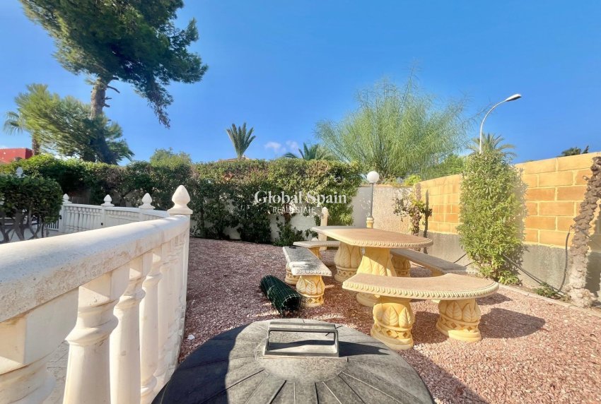 Resale - VILLA -
TORREVIEJA - San Luis