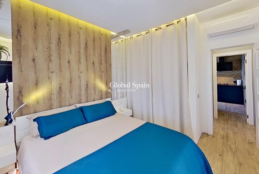 Resale - VILLA -
TORREVIEJA - San Luis