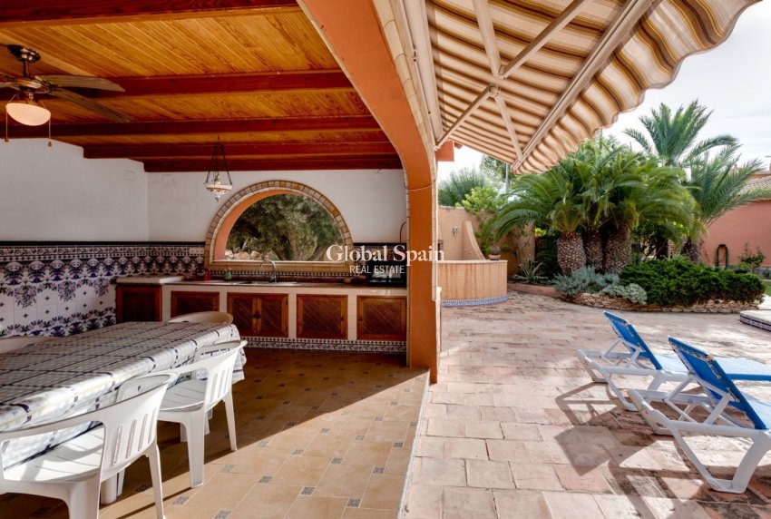 Resale - VILLA -
TORREVIEJA - San Luis