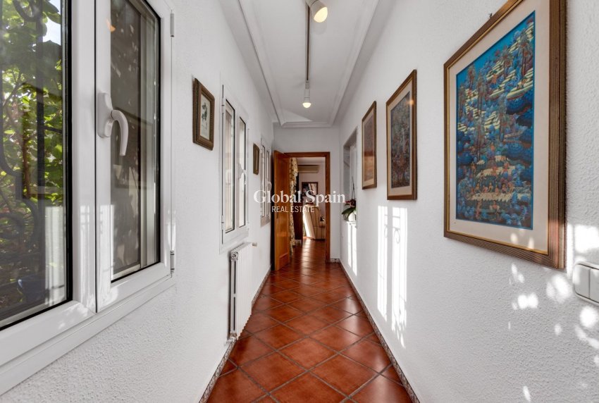 Resale - VILLA -
TORREVIEJA - San Luis