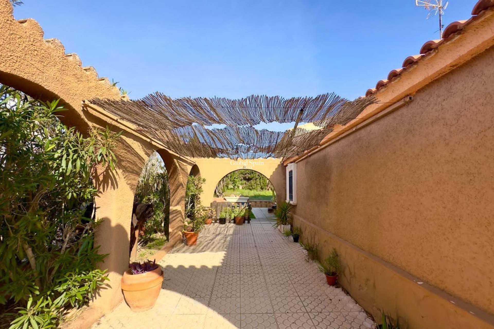 Resale - VILLA -
TORREVIEJA - Torreblanca