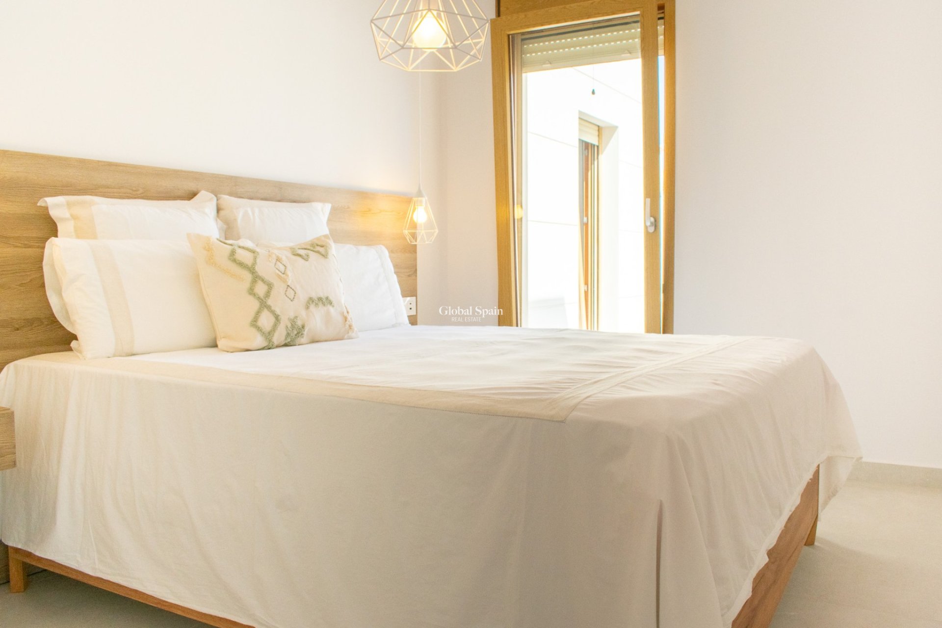 Resale - VILLA -
TORREVIEJA - Torreta Florida