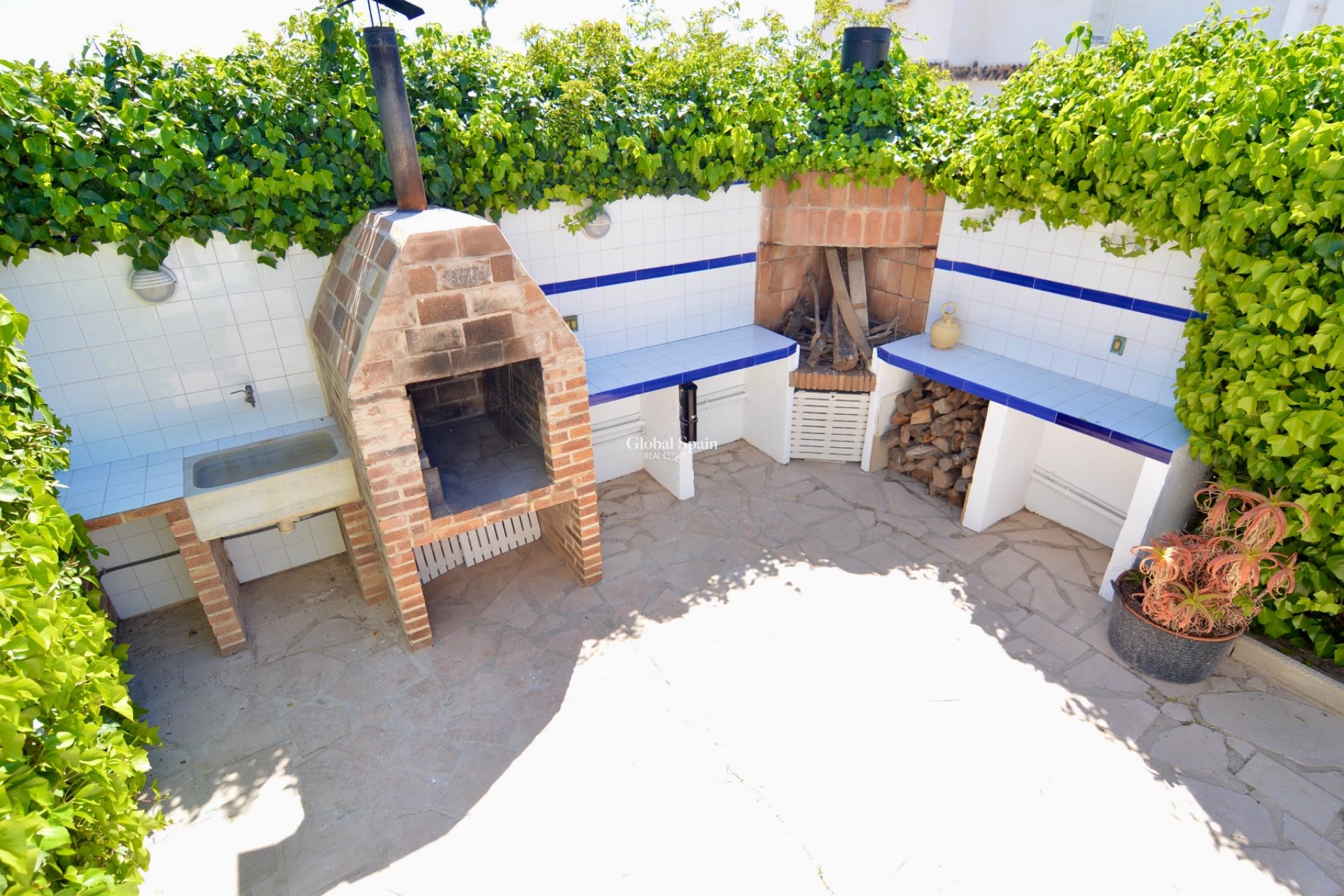 Resale - Villa -
TORREVIEJA - Torreta-Florida