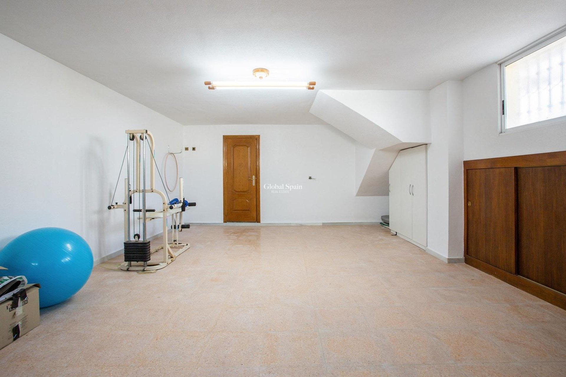 Resale - Villa -
TORREVIEJA - Torreta florida