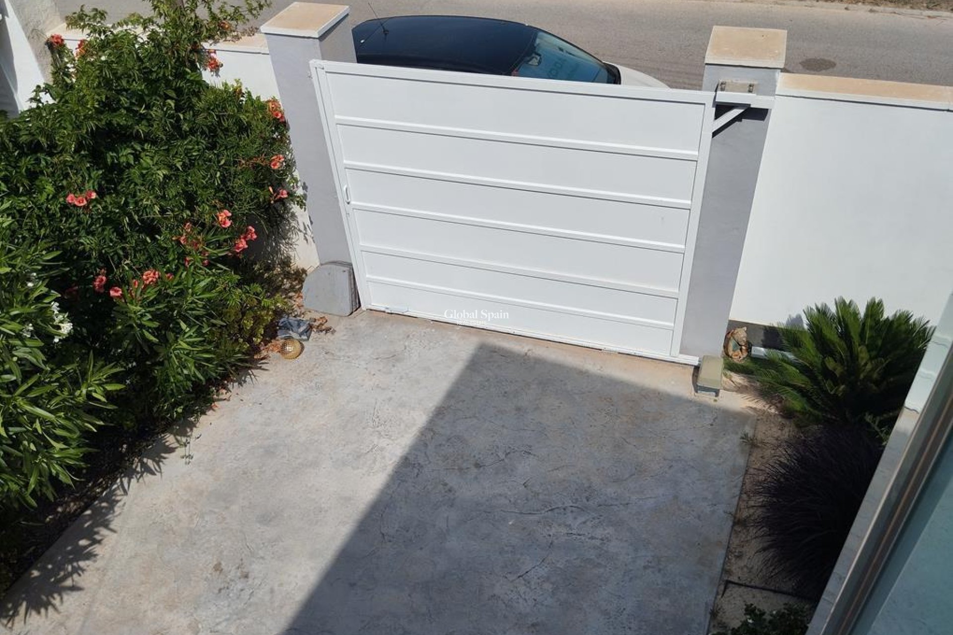Resale - VILLA -
TORREVIEJA - Torreta Florida