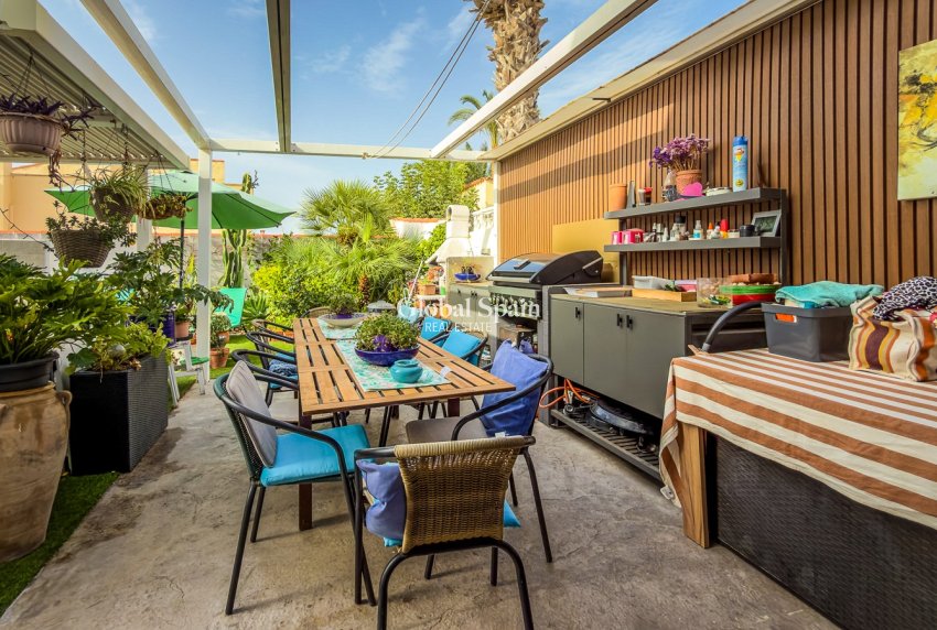 Resale - VILLA -
TORREVIEJA - Torreta - Florida