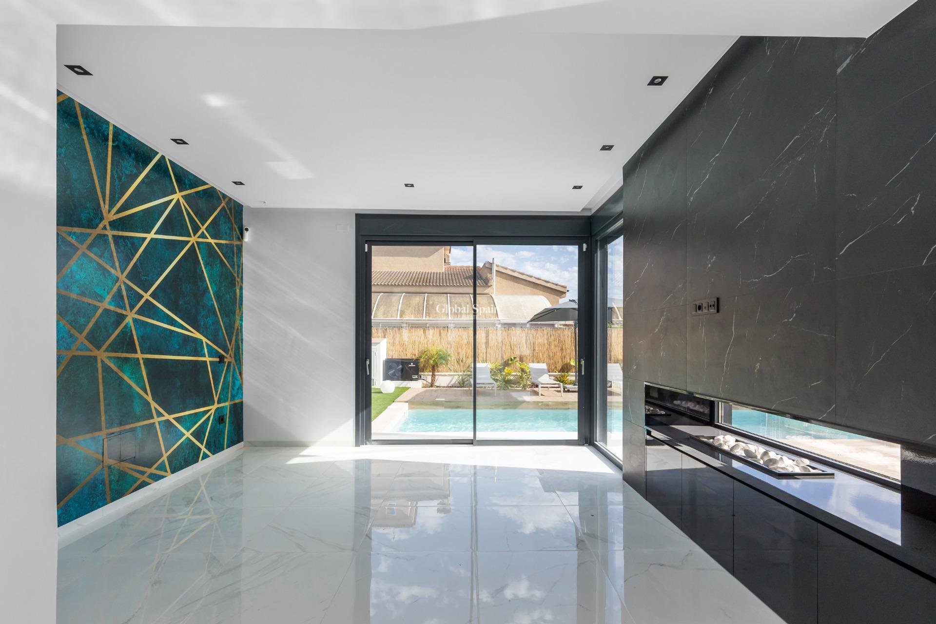 Resale - VILLA -
TORREVIEJA - Torreta Florida