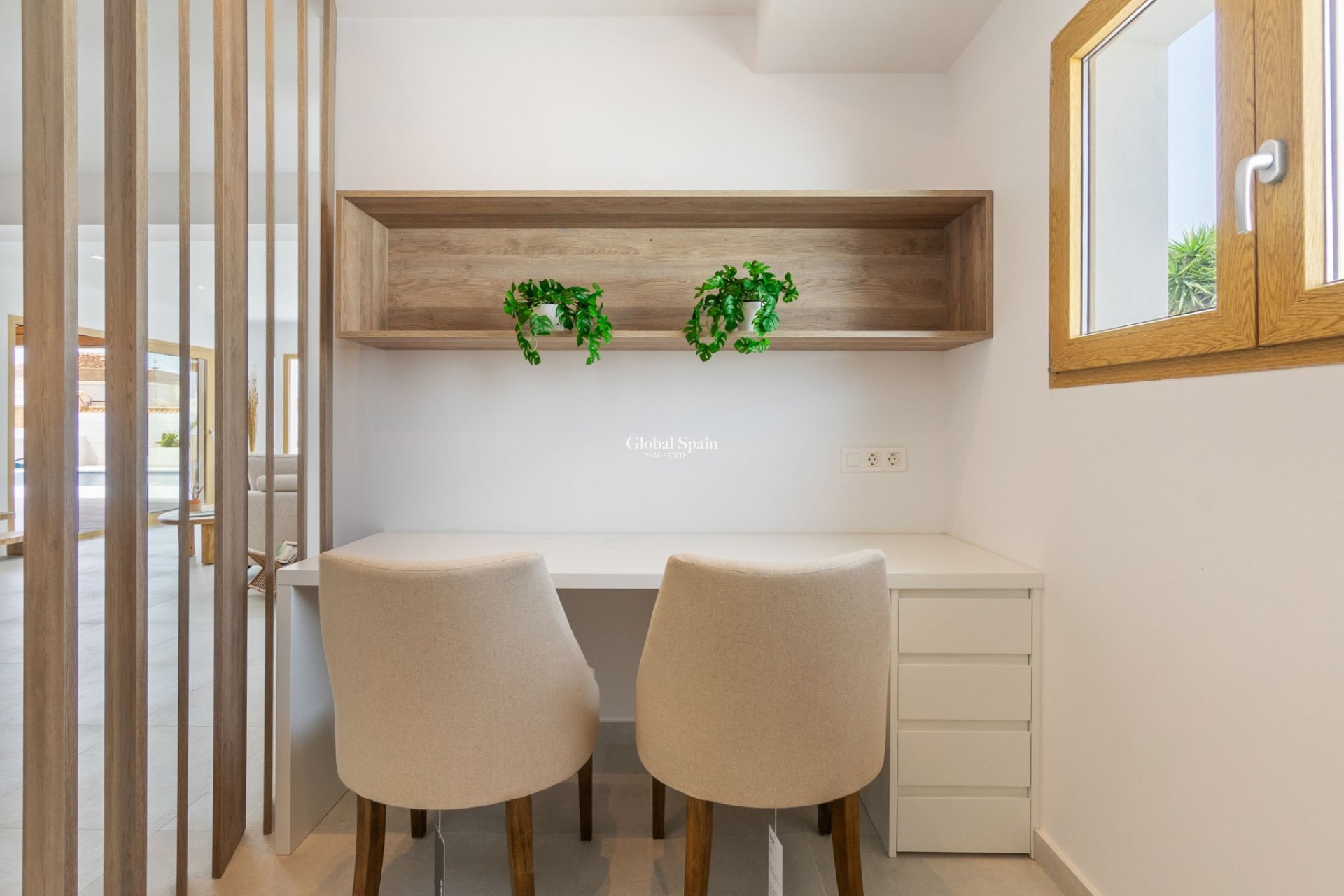 Resale - Villa -
TORREVIEJA - Torreta Florida