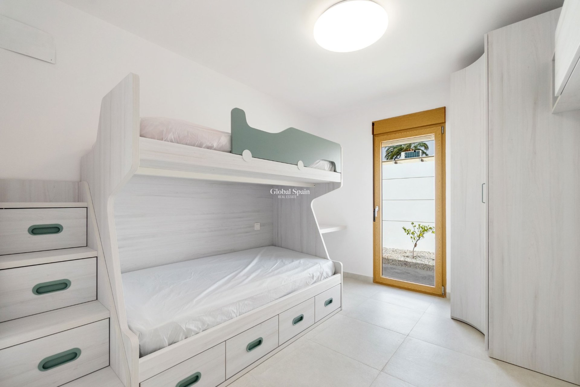 Resale - Villa -
TORREVIEJA - Torreta Florida