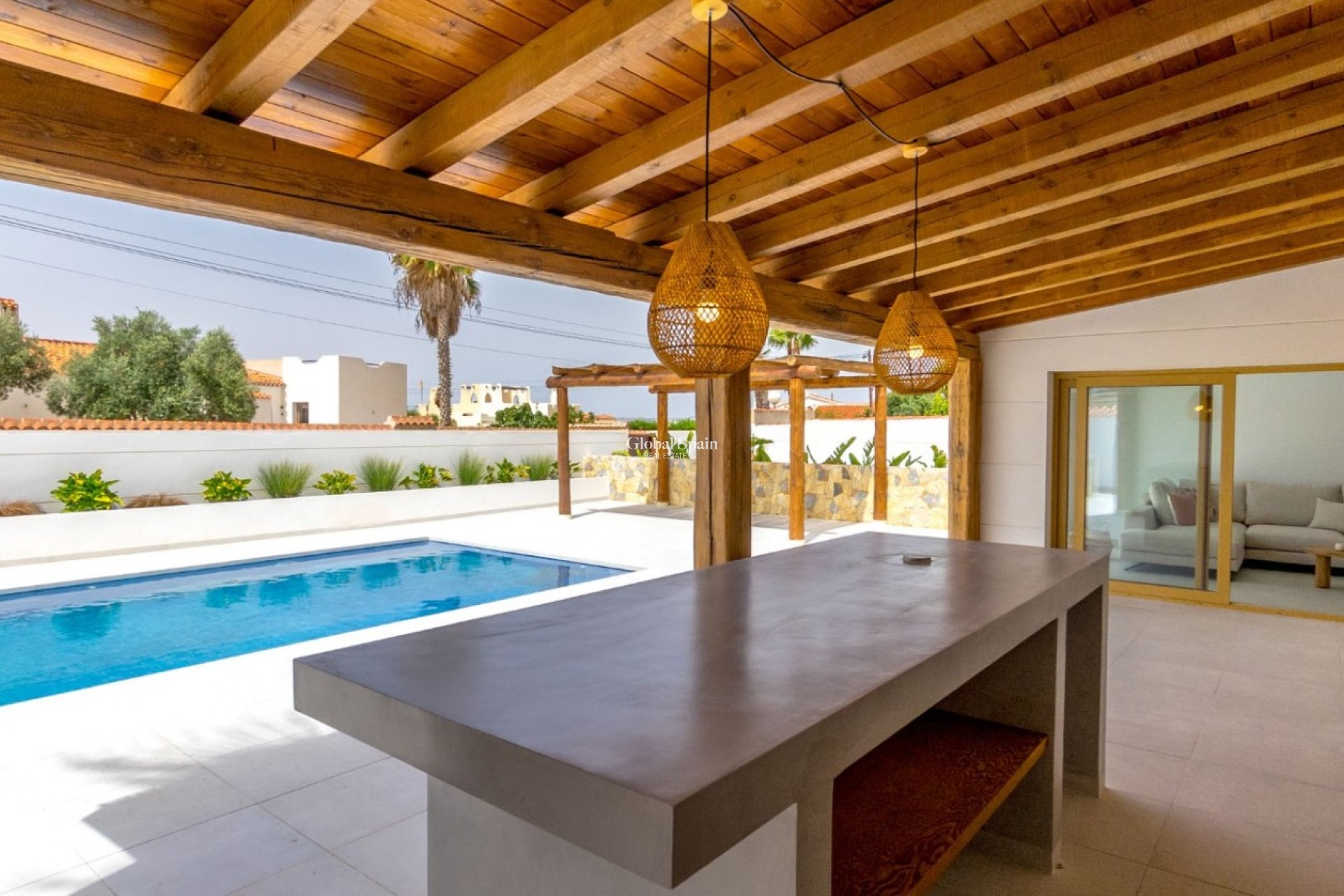 Resale - Villa -
TORREVIEJA - Torreta Florida