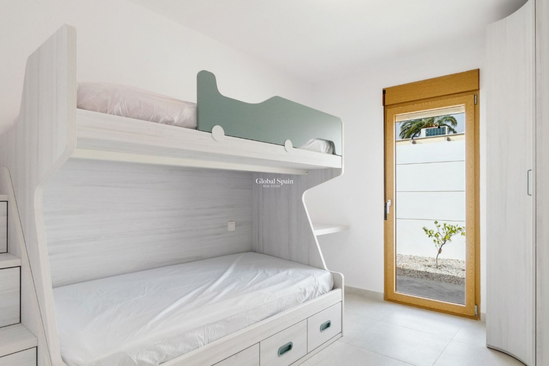 Resale - Villa -
TORREVIEJA - Torreta Florida