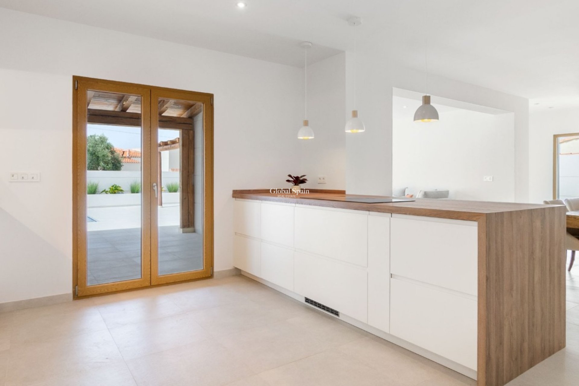 Resale - Villa -
TORREVIEJA - Torreta Florida