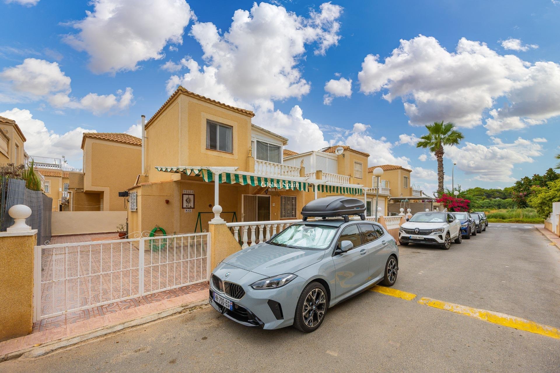 Resale - VILLA -
TORREVIEJA - Torretas