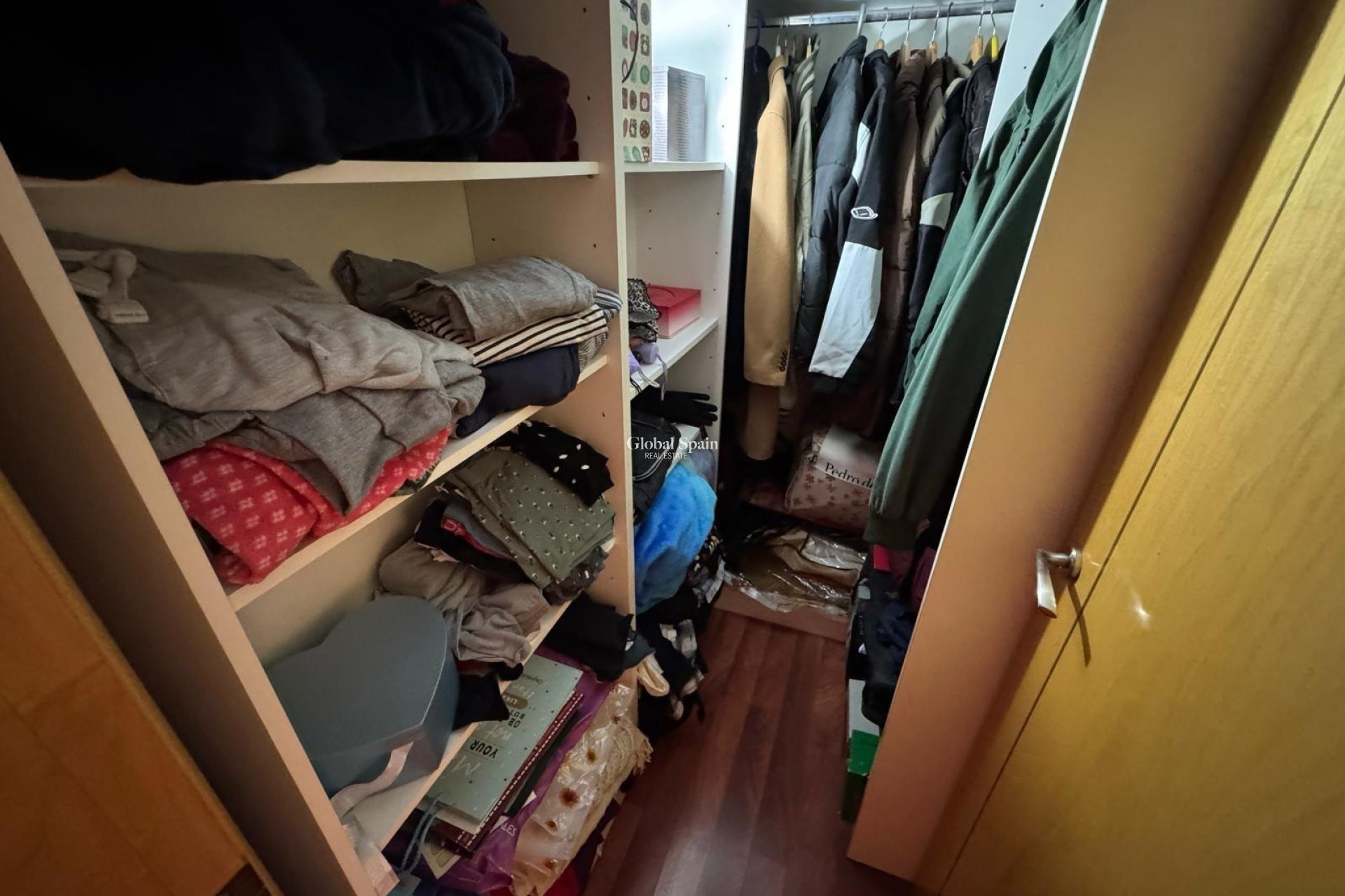 Resale - VILLA -
TORREVIEJA - Zona Los Frutales