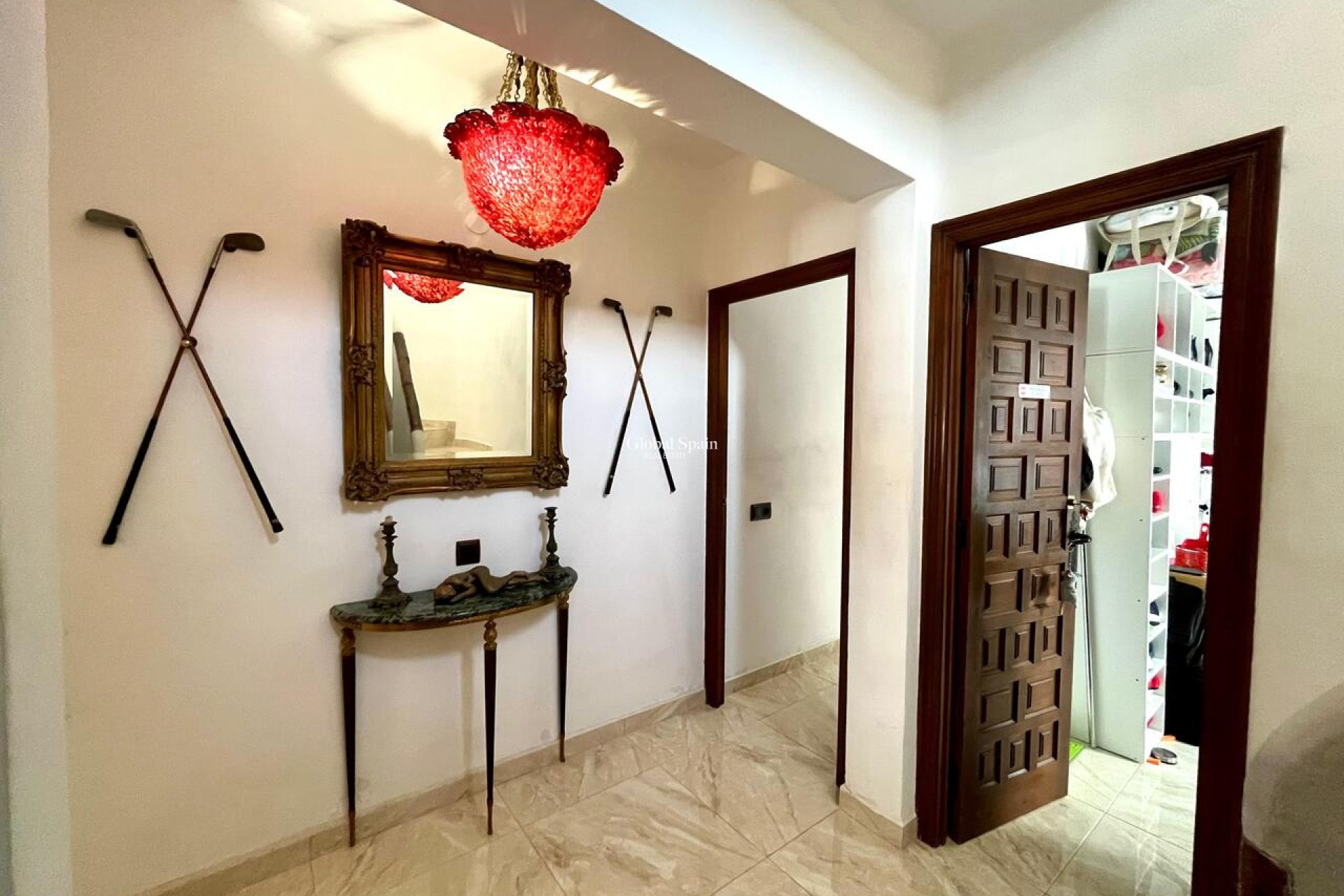 Resale - VILLA -
VILLAMARTÍN - Costa Blanca