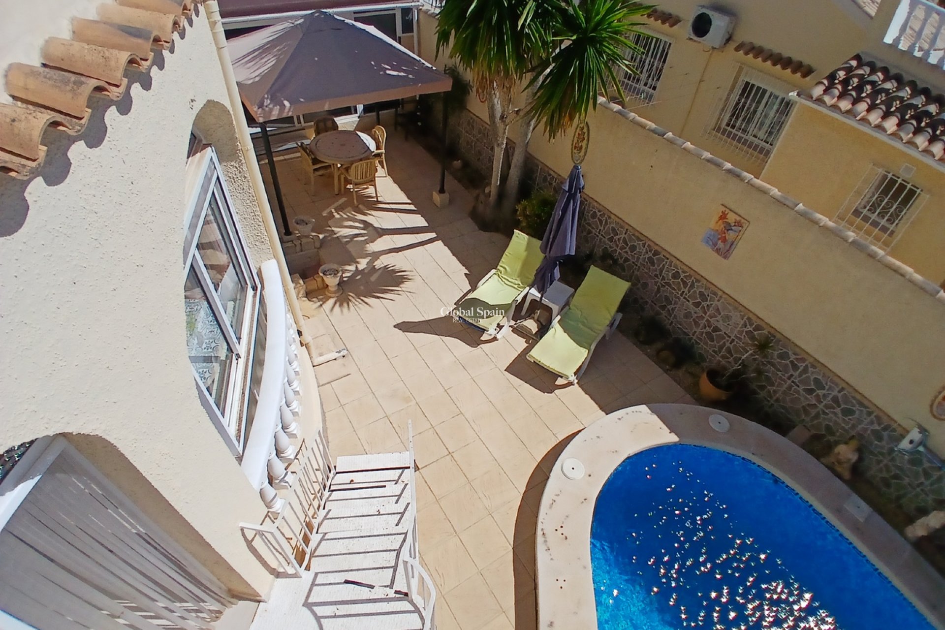Resale - VILLA -
VILLAMARTÍN - Costa Blanca