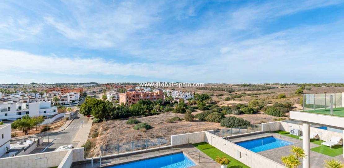 Resale - Villa - Villamartín