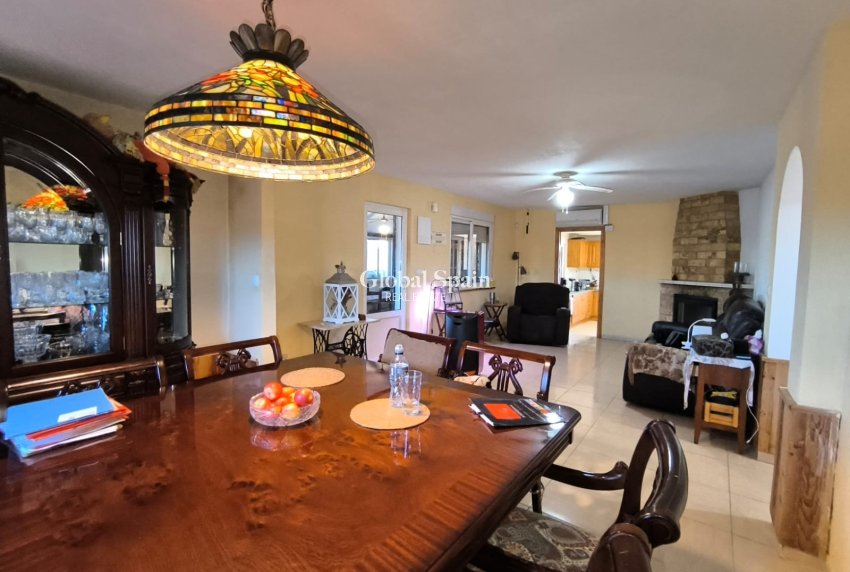 Resale - VILLA -
VILLENA - Inland